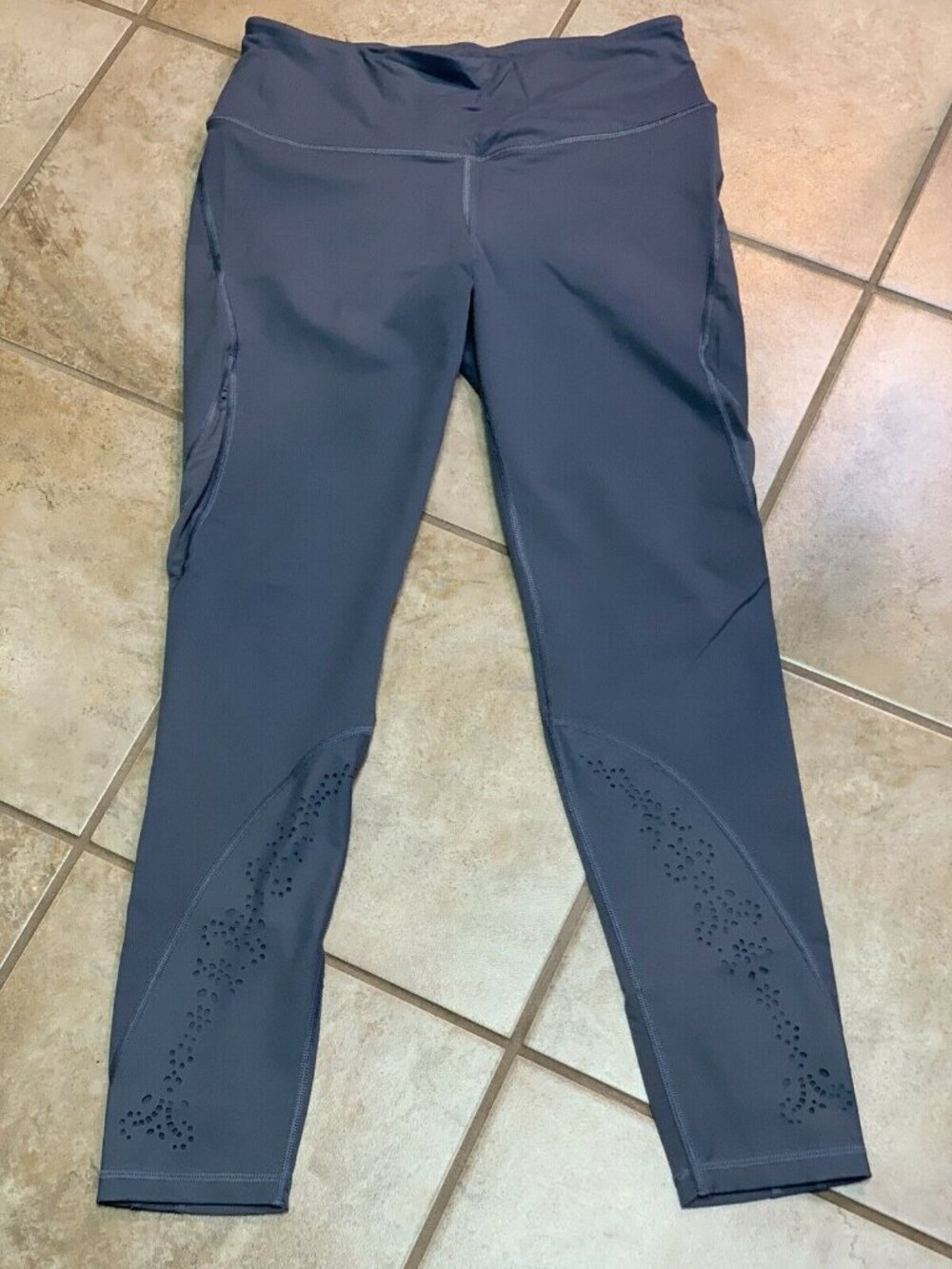 Victoria's Sport Sz Medium Women Leggings Gray Geometric Stretch Pants U8-39